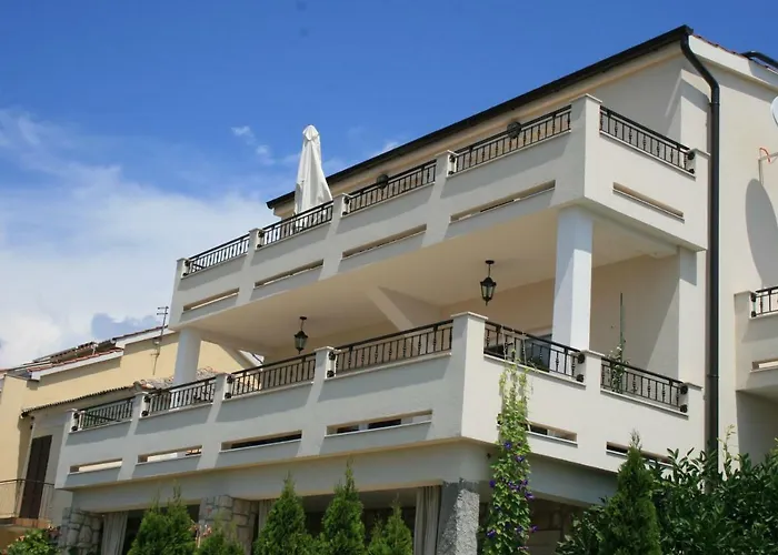 Apartment Aria